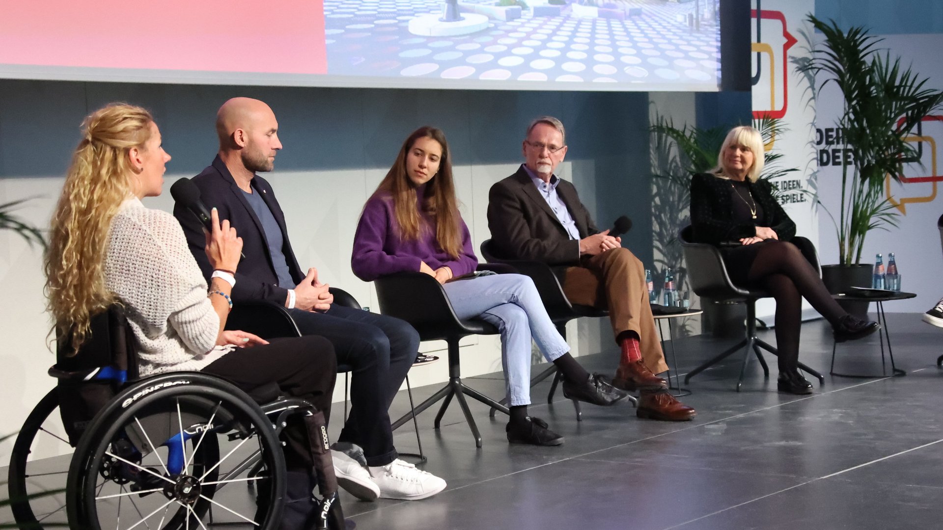 Podiumsdiskussion