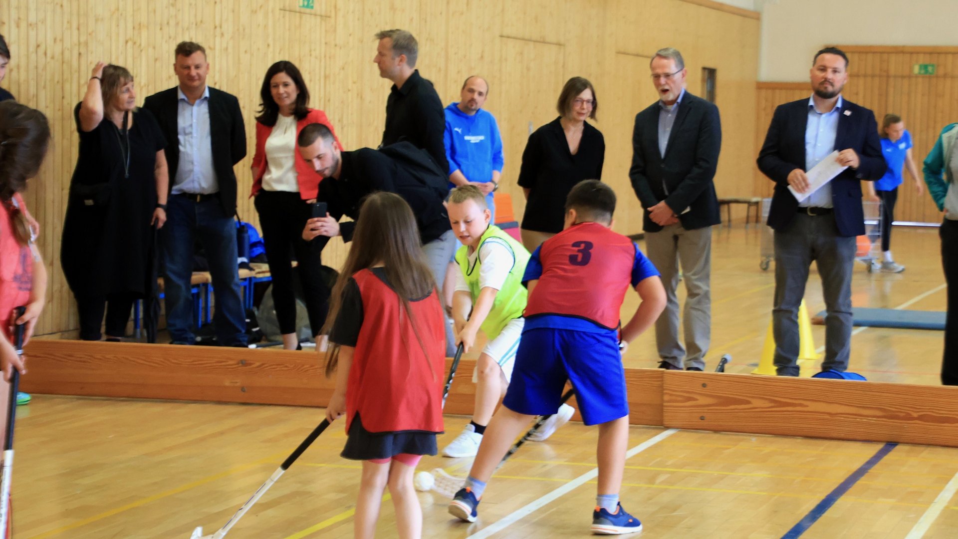 Besuch der Floorball-AG 